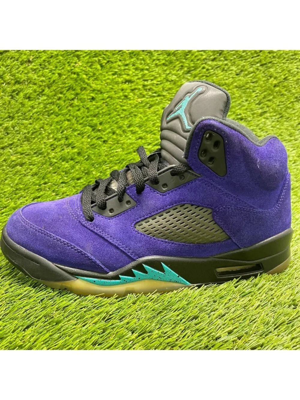 Nike Air Jordan 5 Retro Mens Size 8.5 Purple Athletic Basketball Shoes Sneakers